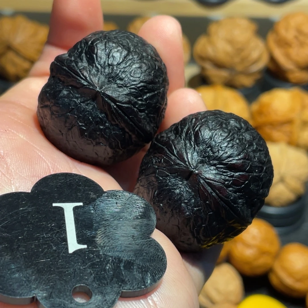 天珠地闷核桃34。