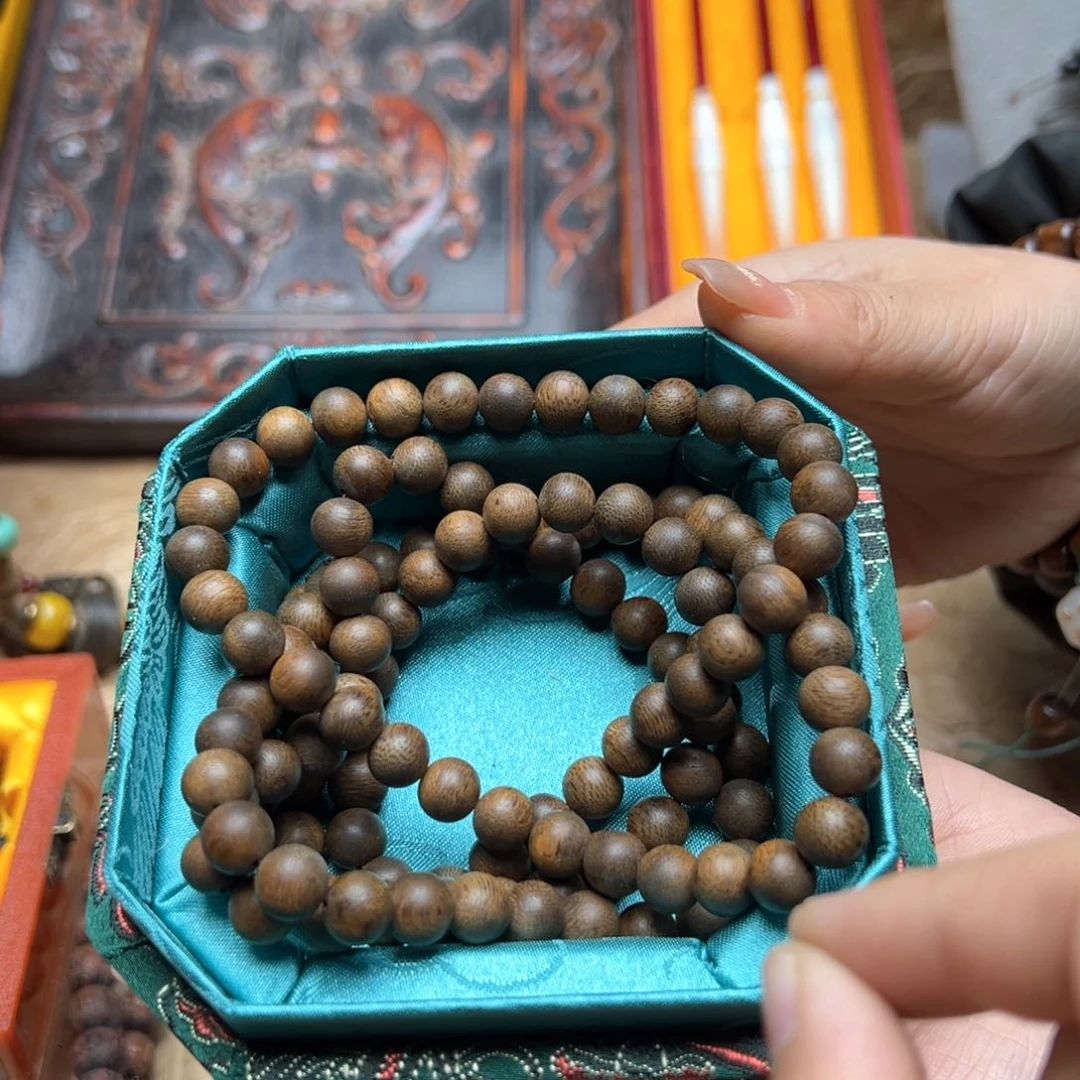 大叶紫檀（黑酸枝木类）