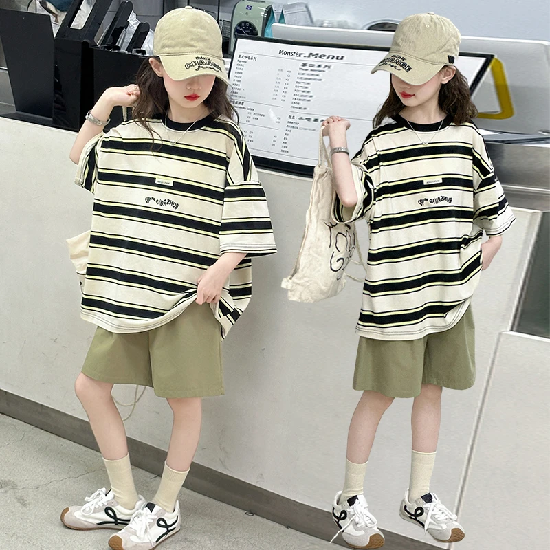 女童夏装2025新款女中大童时尚休闲宽松洋气短袖条纹上衣T恤套装