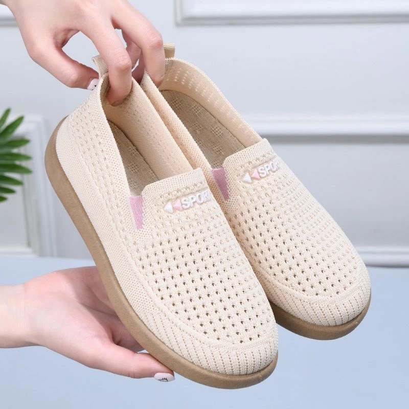 夏季老北京透气软底布鞋妈妈鞋中老年一脚蹬平底运动休闲女网面鞋