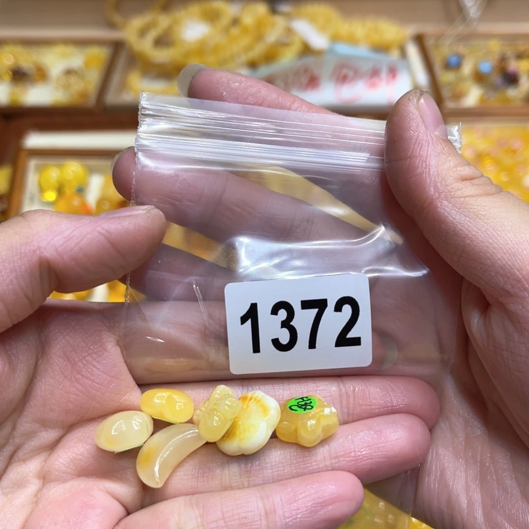 未镶嵌毛衣链琥珀蜜蜡