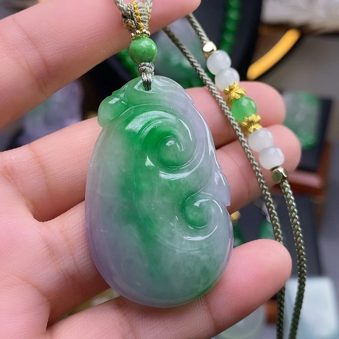 吊坠(赠链)未镶嵌翡翠