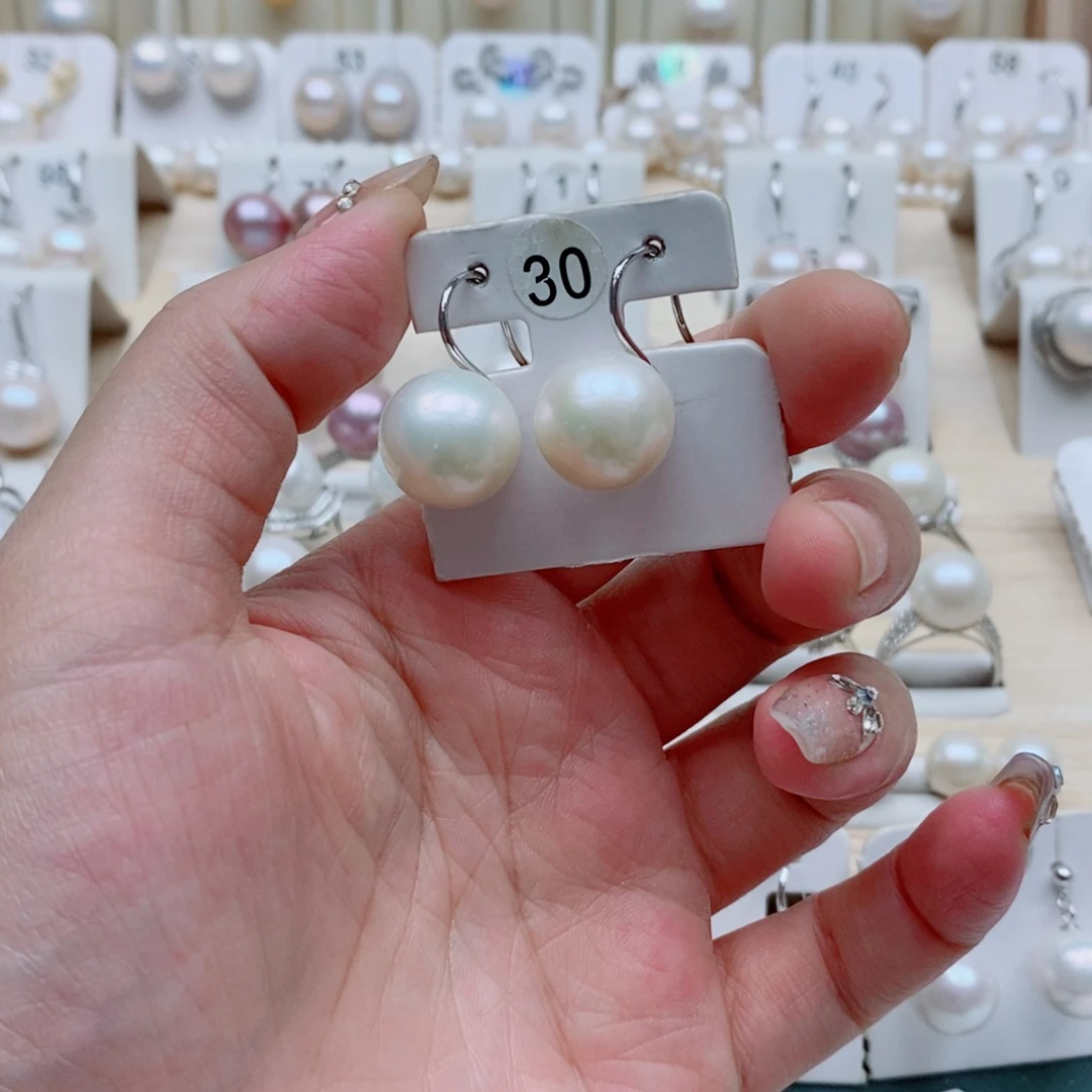 一***顺银S925镶嵌耳饰淡水珍珠