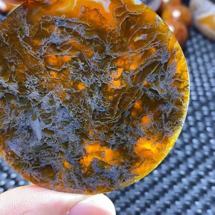 玛瑙/玉髓颈饰足铂镶嵌