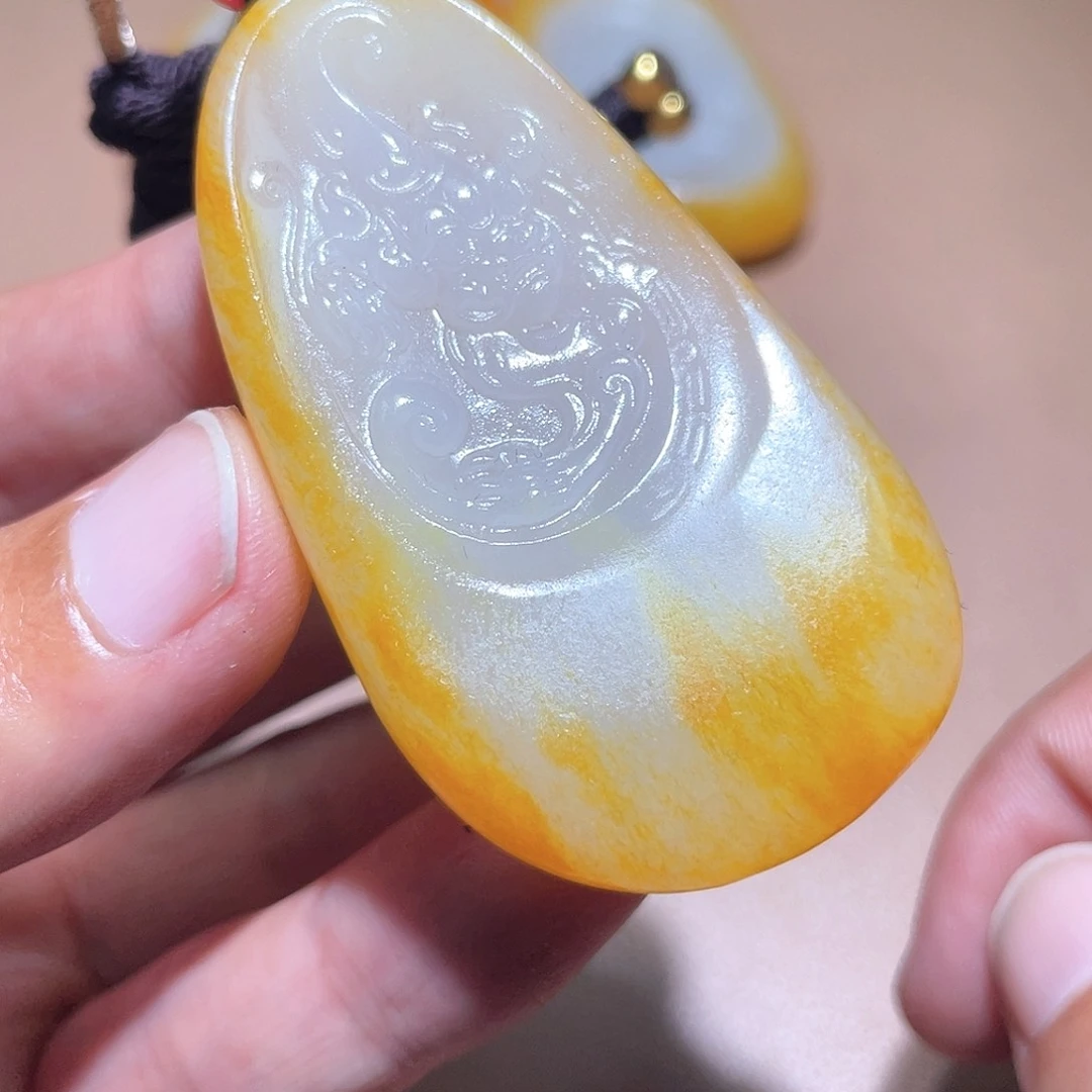 和田玉颈饰未镶嵌A7