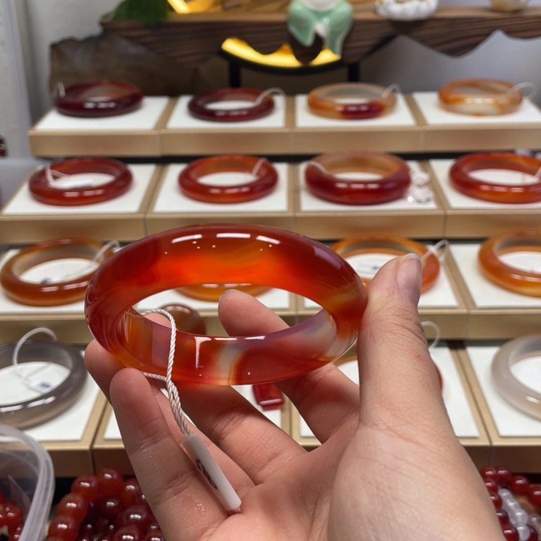 玛瑙/玉髓未镶嵌手镯