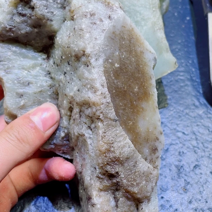 和田玉未镶嵌珠宝半成品