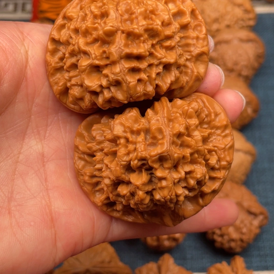 文玩核桃把件52全品毕业官帽59克