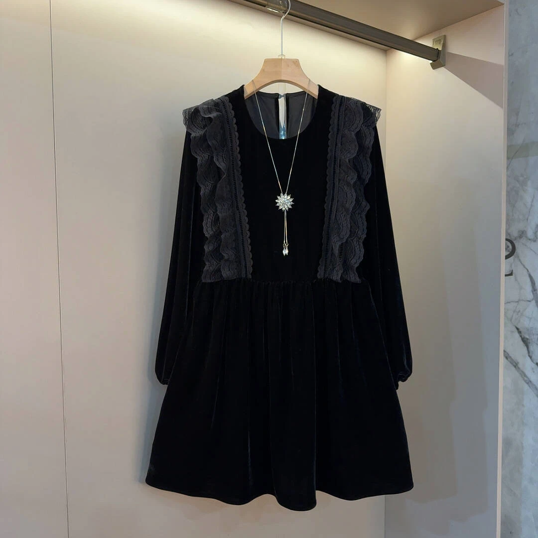 韩版宽松圆领长袖丝绒拼接蕾丝花边微胖洋气女装显瘦连衣裙衣长85