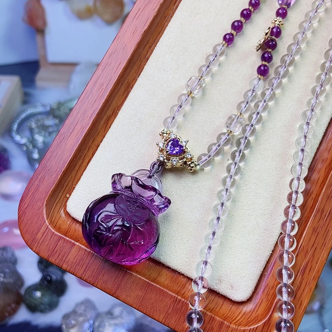 未镶嵌吊坠(赠链)水晶