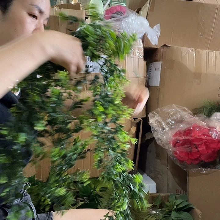 陶瓷花瓶部分(微瑕)