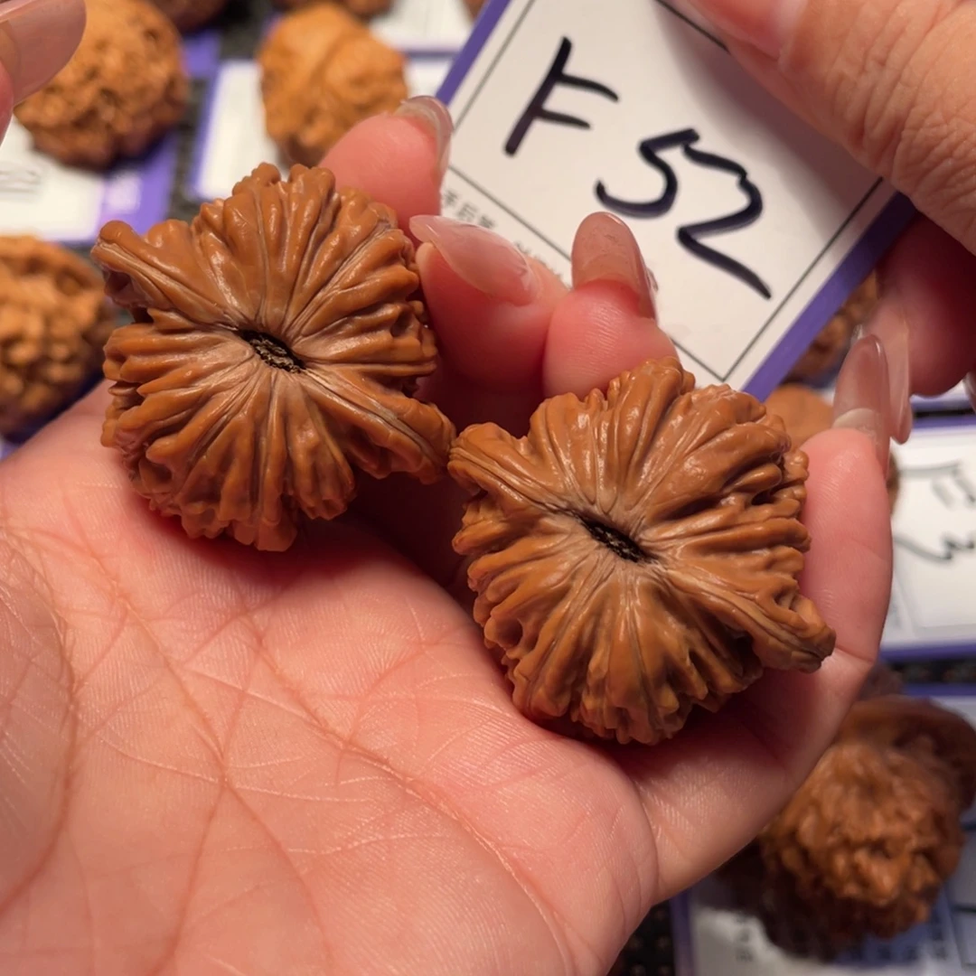 文玩核桃把件52号楼子40