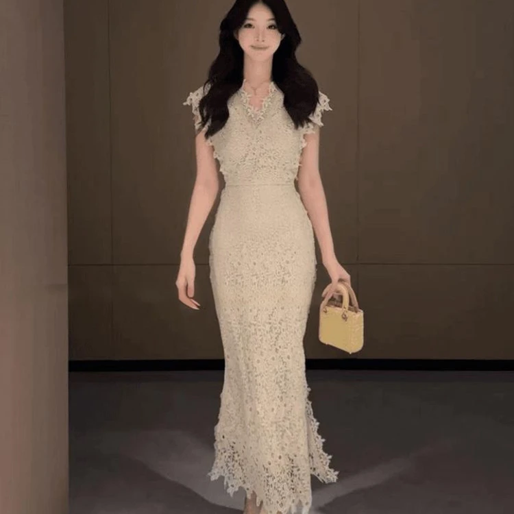 SYJ/舒衣家 法式高级感v领蕾丝连衣裙女显瘦修身礼服裙裙子夏日