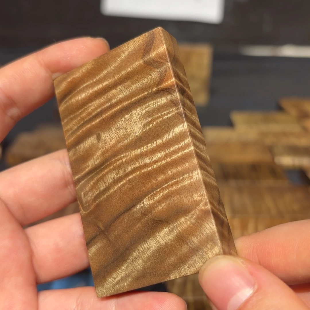 ****风金丝楠木无事牌材料