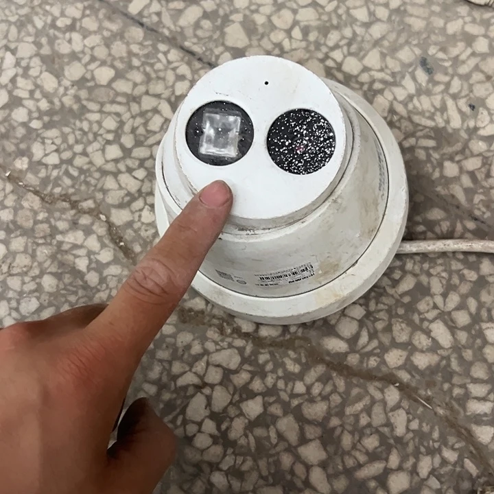 8新200w海康威盛小球机poe