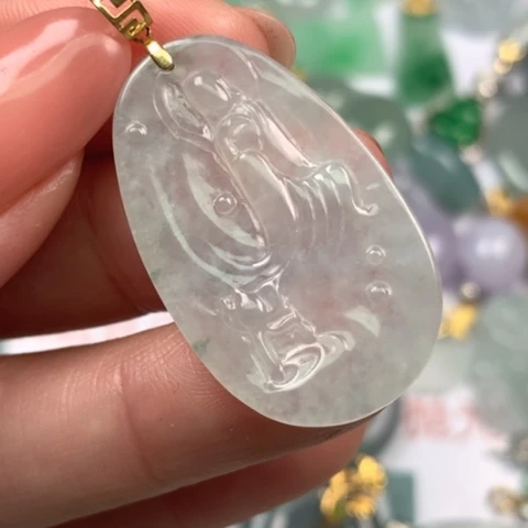 翡翠颈饰未镶嵌翡翠