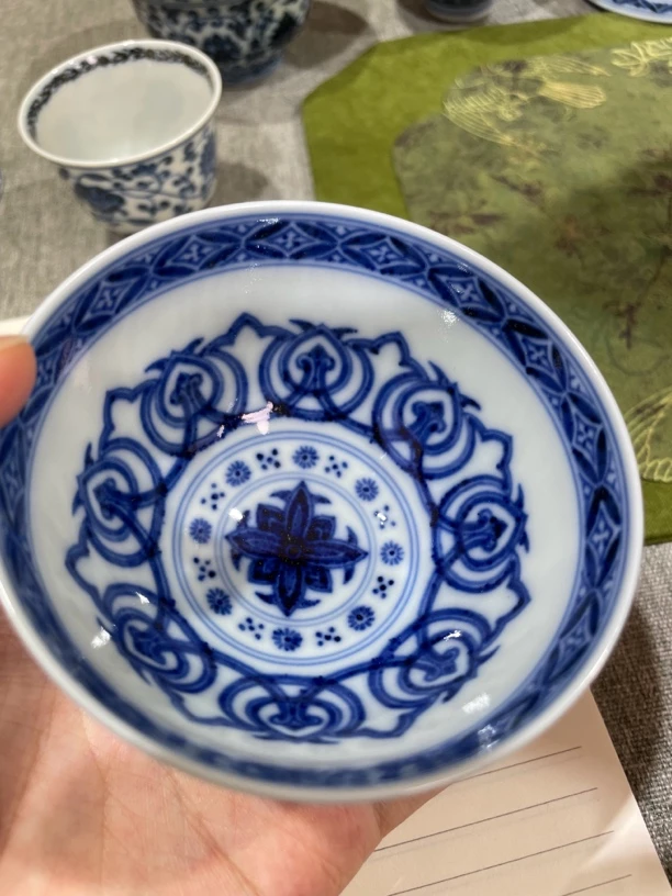 仿明宝相鸡心杯子