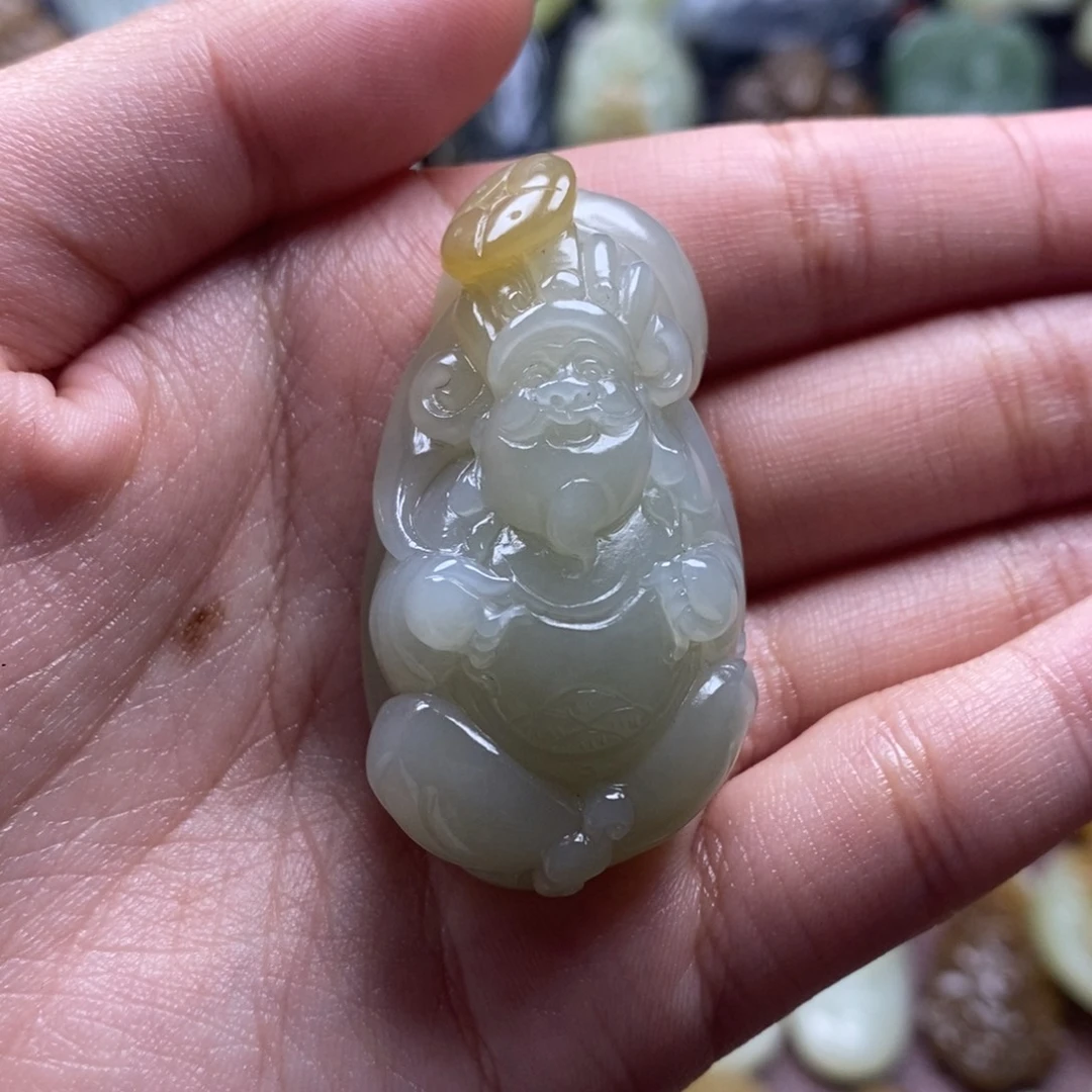 吊坠(不含链)未镶嵌和田玉（糖玉）