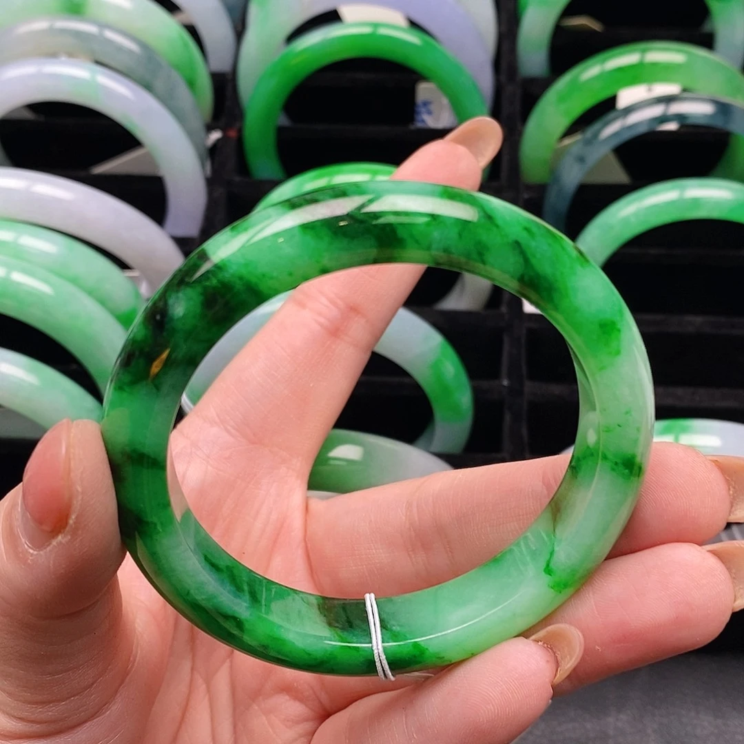 翡翠未镶嵌手镯56