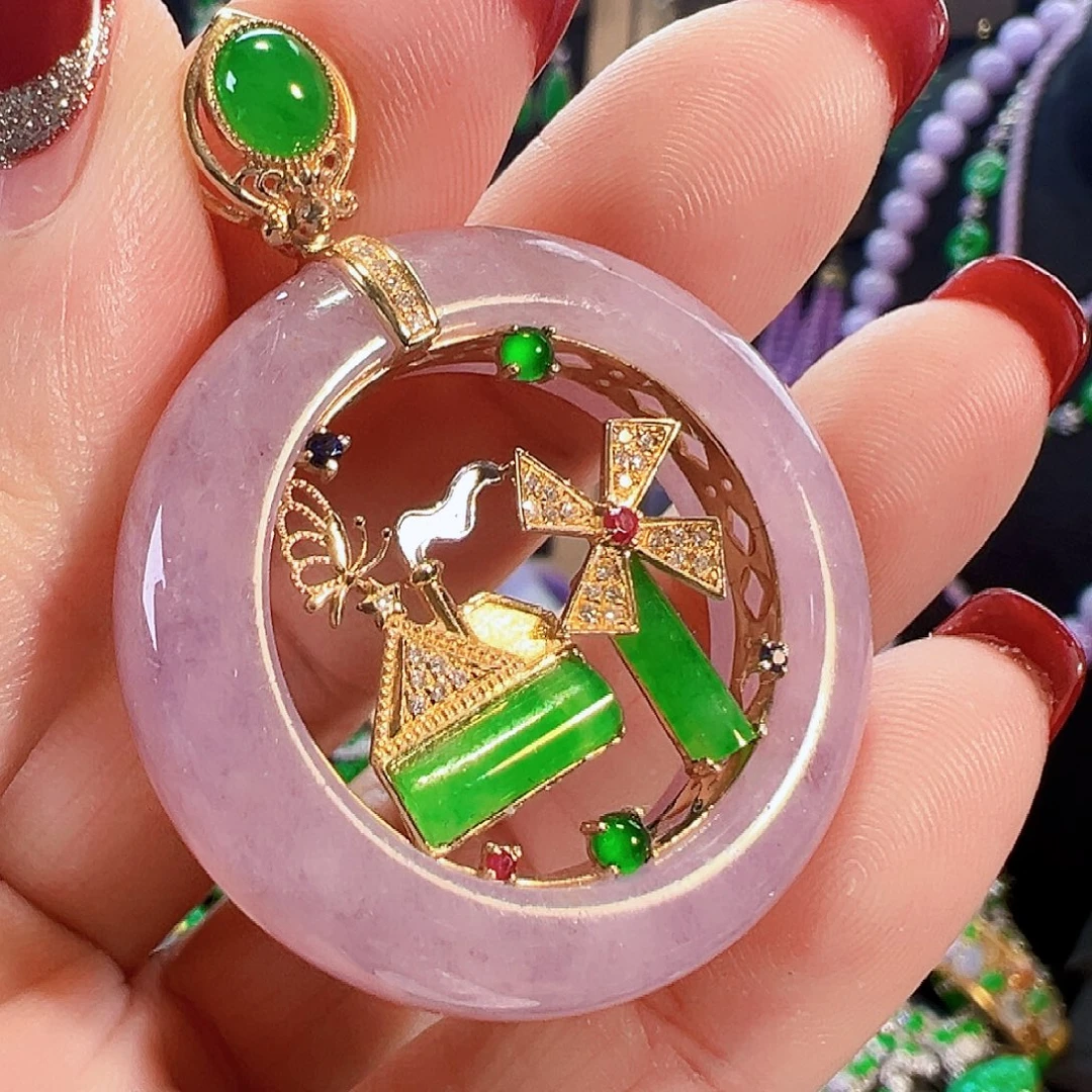 翡翠18K金镶嵌颈饰