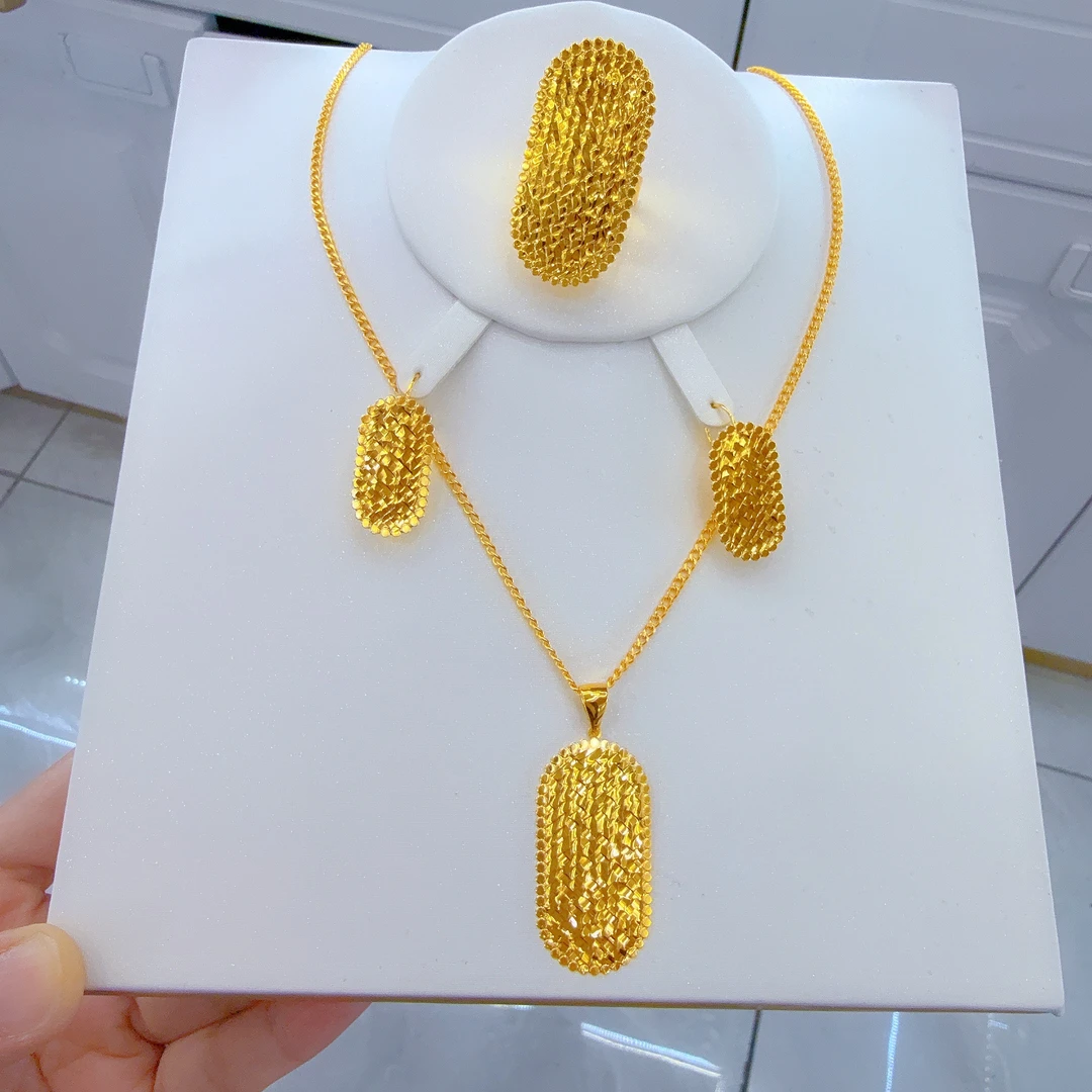 铜合金亚克力项链 新款时尚个性金子同款三件套首饰altun pasun