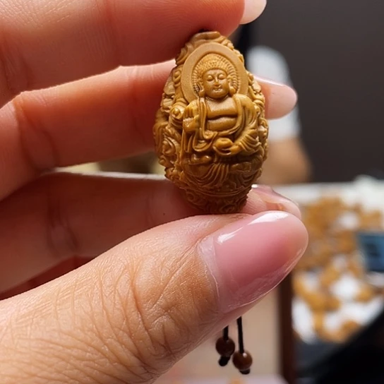 橄榄核的颜色和颜色