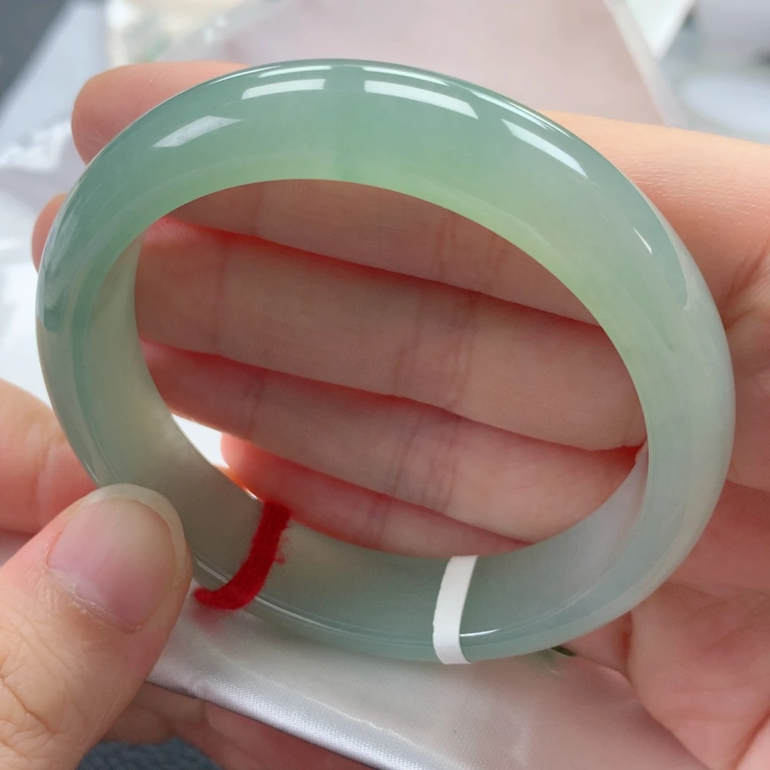 翡翠手镯未镶嵌缅甸天然翡翠手镯56圈口