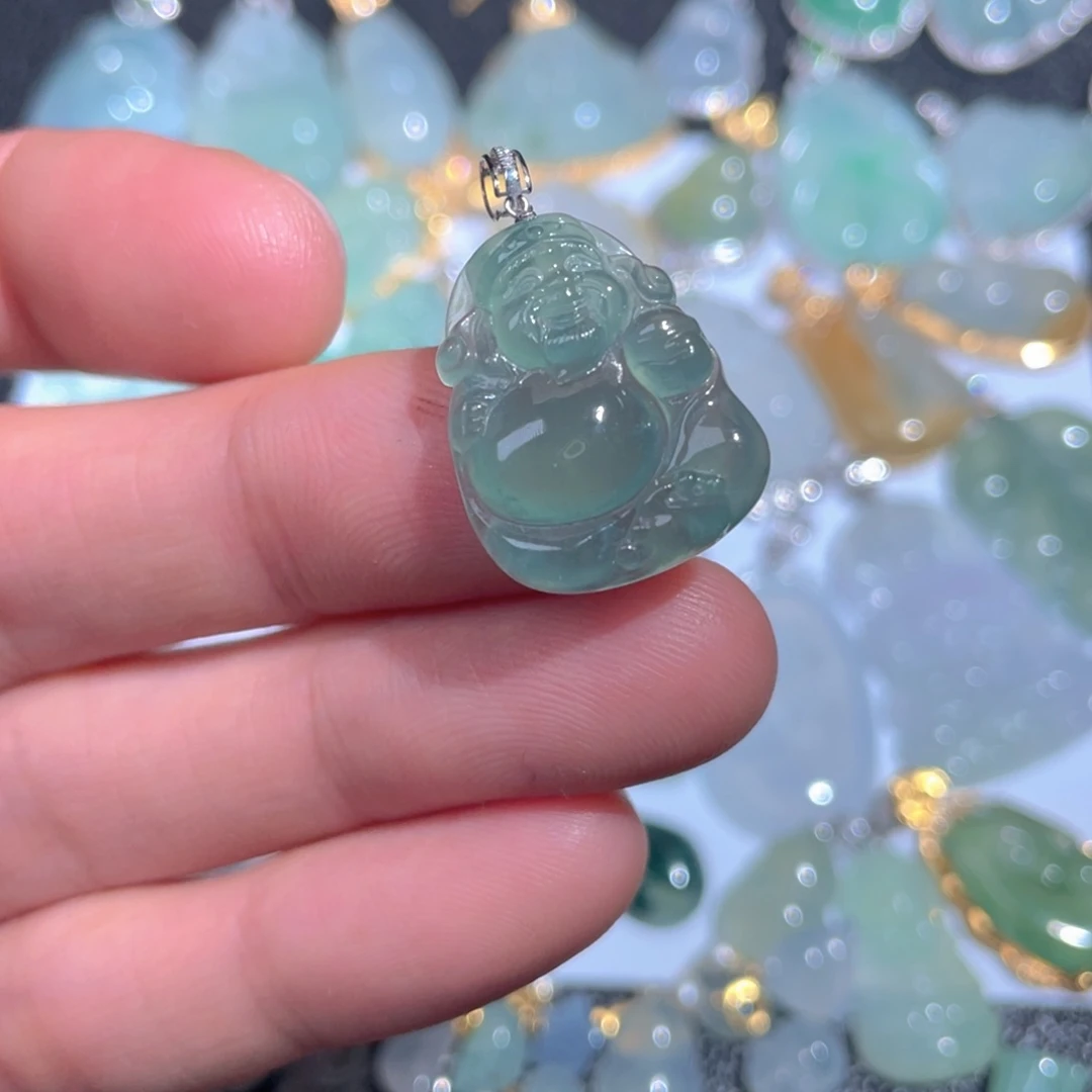 翡翠颈饰18K金镶嵌翡翠