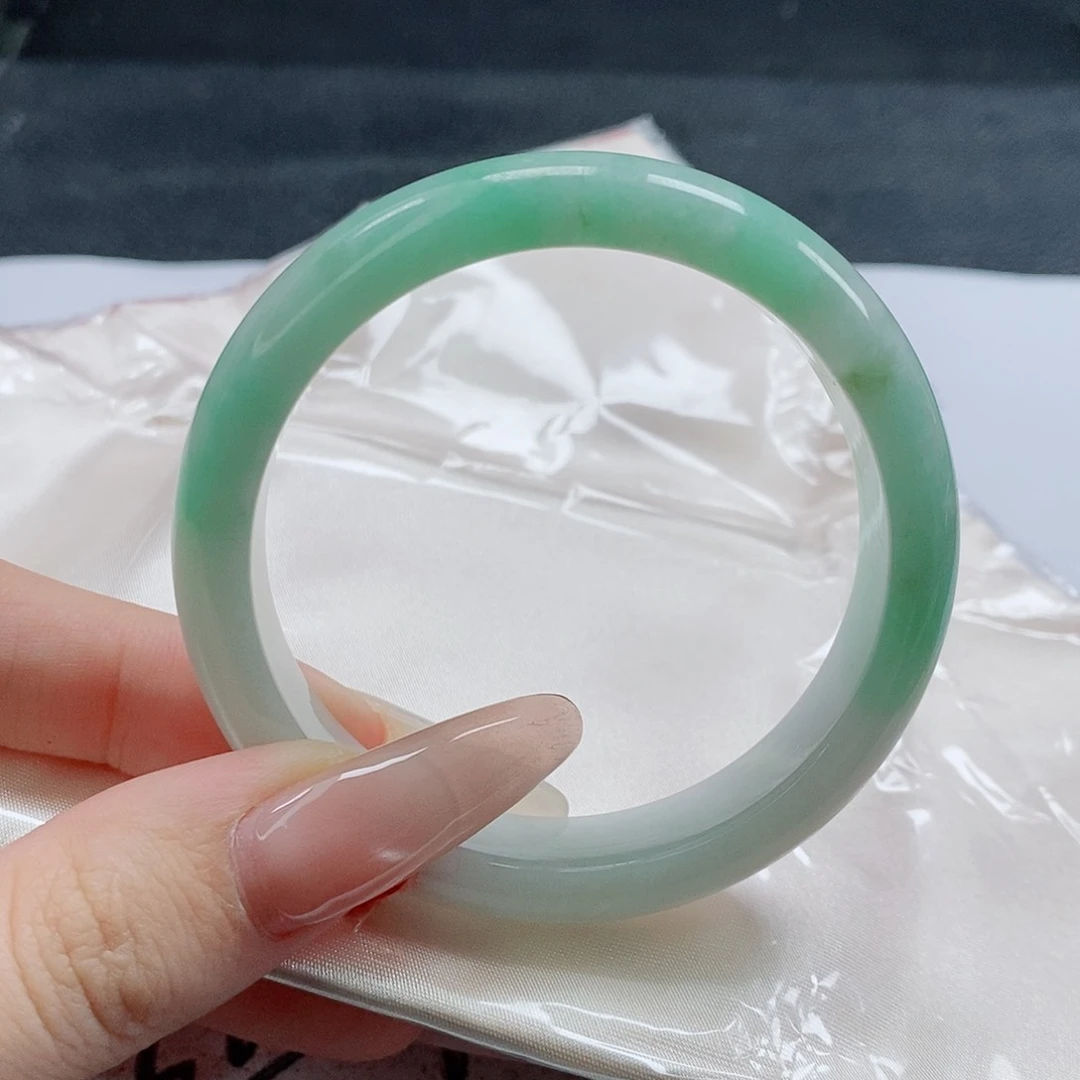 【闪购商品】未镶嵌手镯翡翠515号