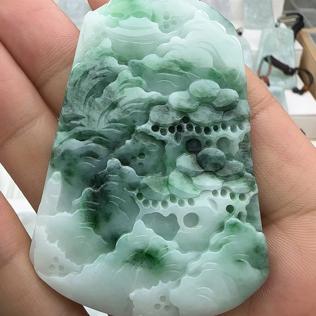 翡翠未镶嵌颈饰翡翠