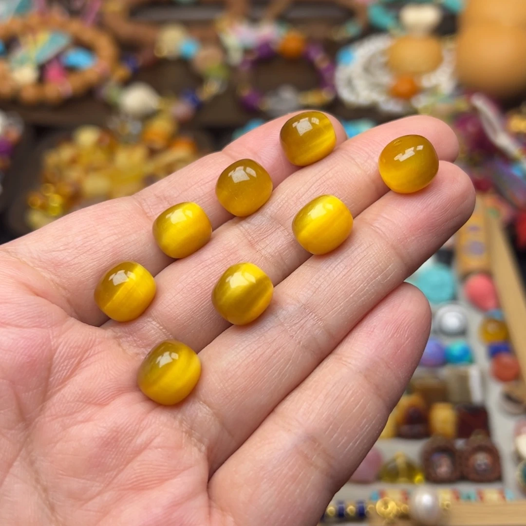 木变石（虎睛石）未镶嵌10mm老型发一颗