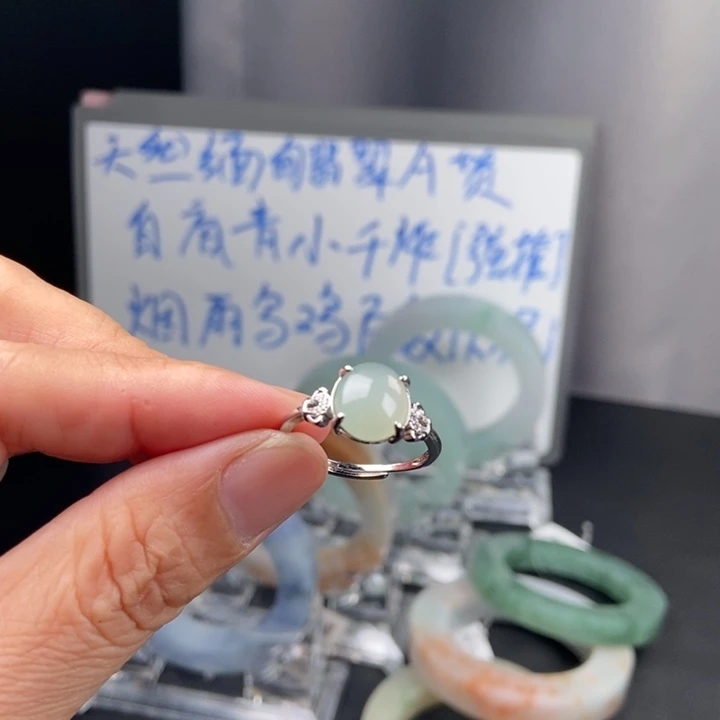 翡翠戒指银S925镶嵌胖***儿翡翠首饰