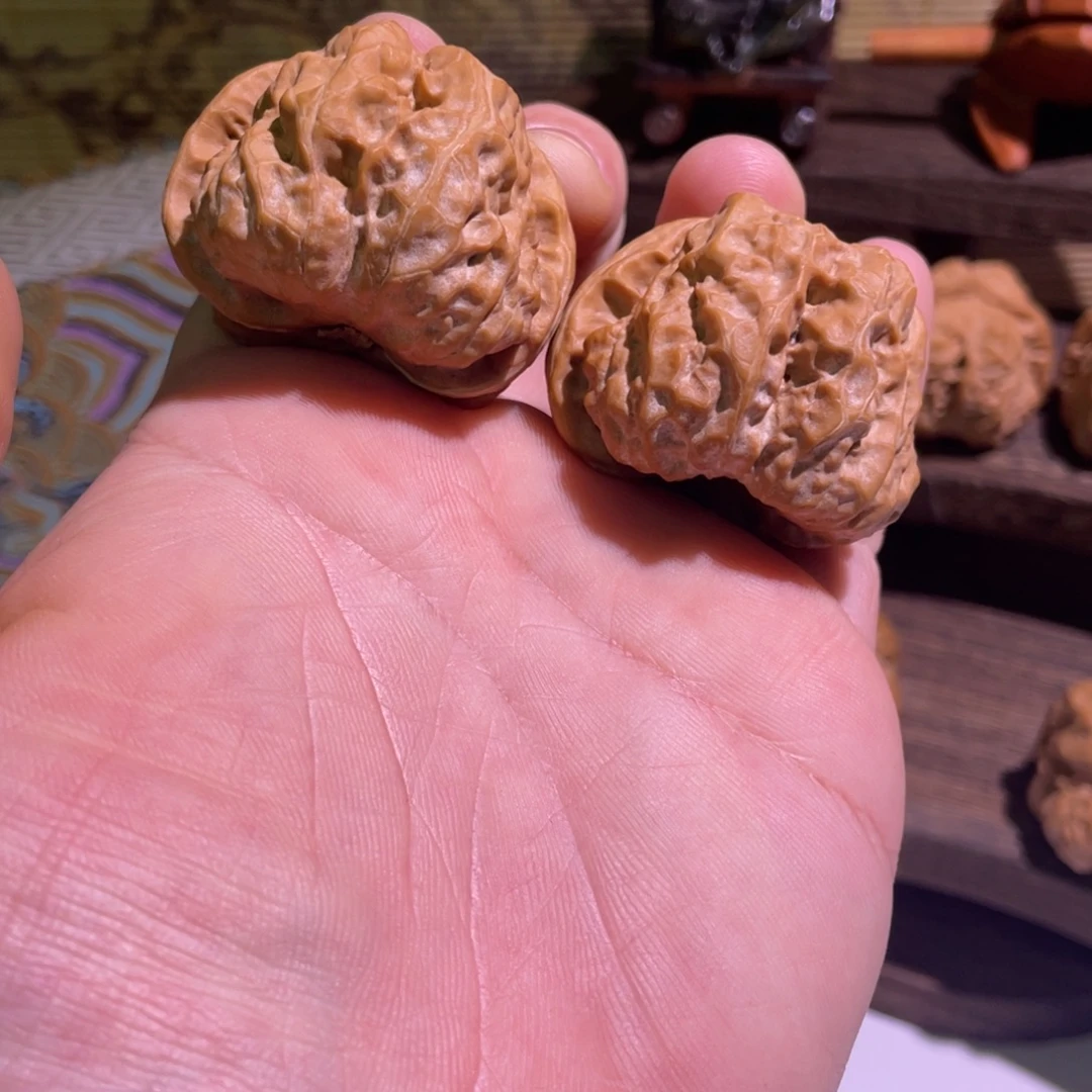 C***l文玩核桃吊坠蛤蟆