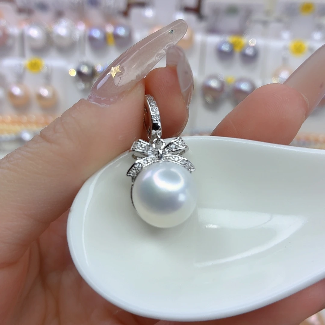 颈饰合金淡水珍珠