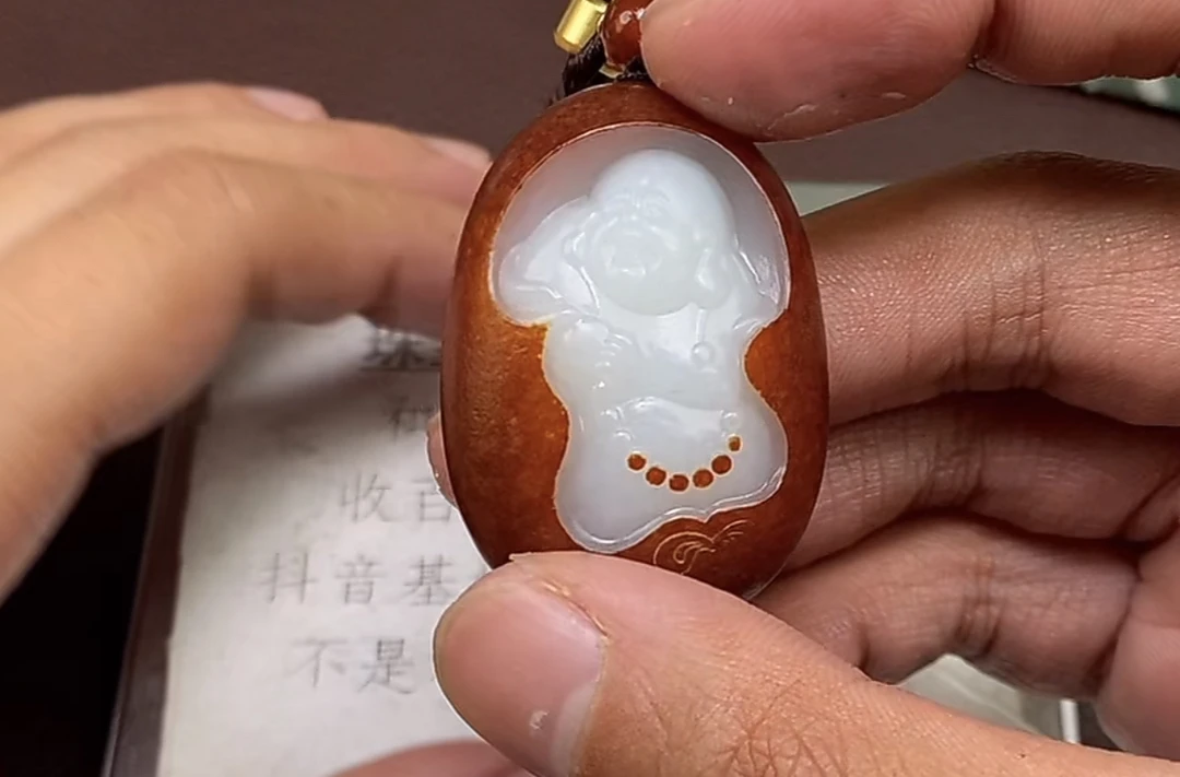 p1.18和田玉挂件多样性拍一发一未镶嵌44