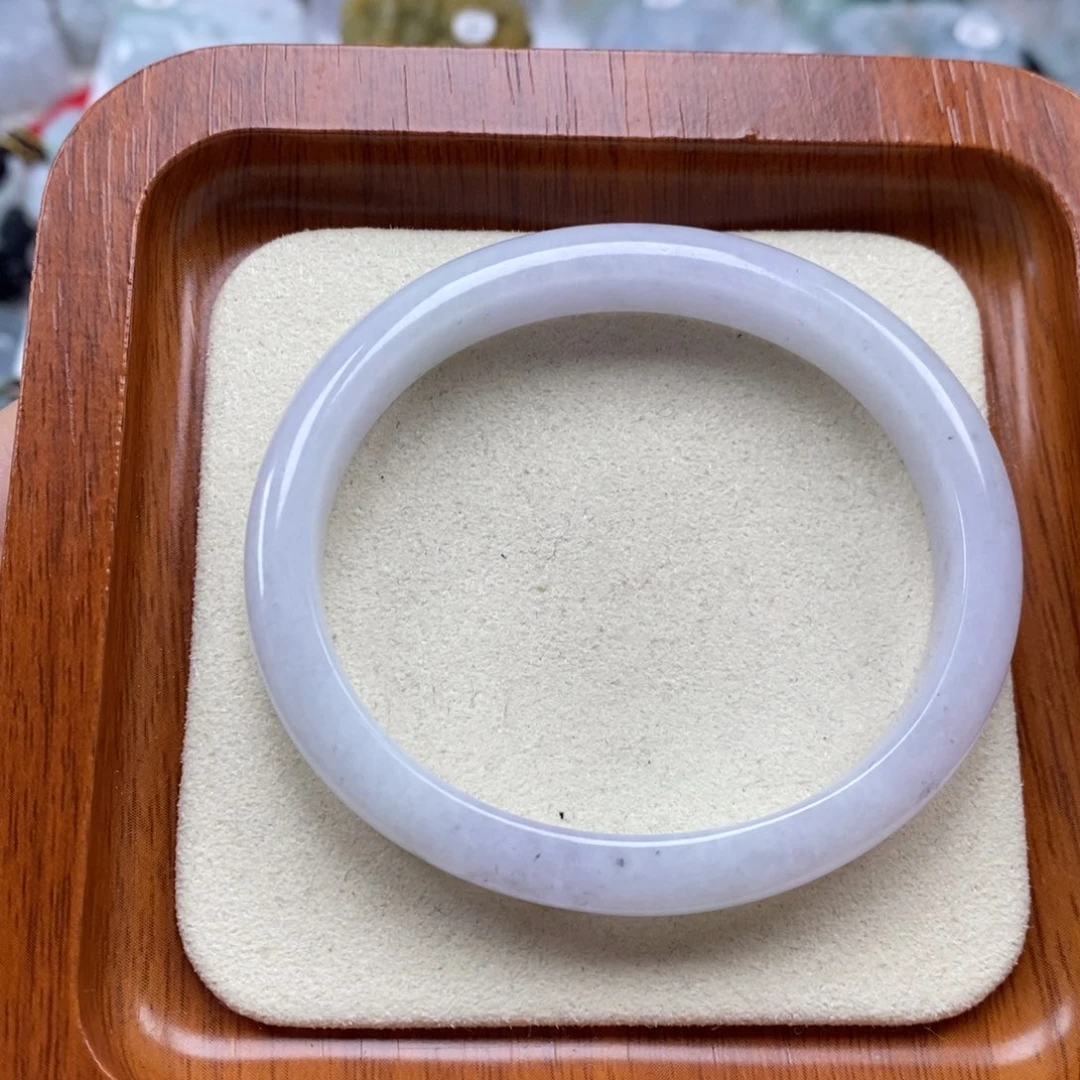 翡翠未镶嵌颈饰手镯53圈口了