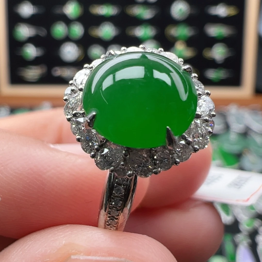 翡翠18K金镶嵌颈饰耳钉