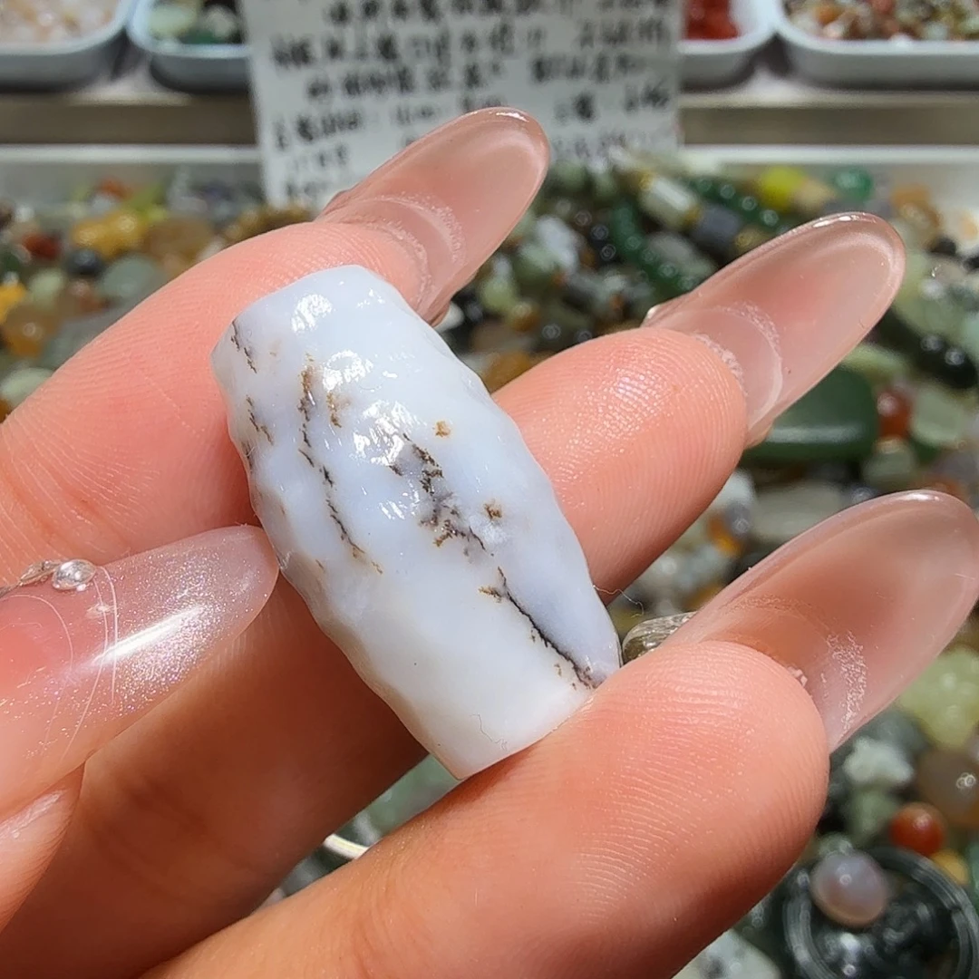 和田玉未镶嵌珠宝奇石