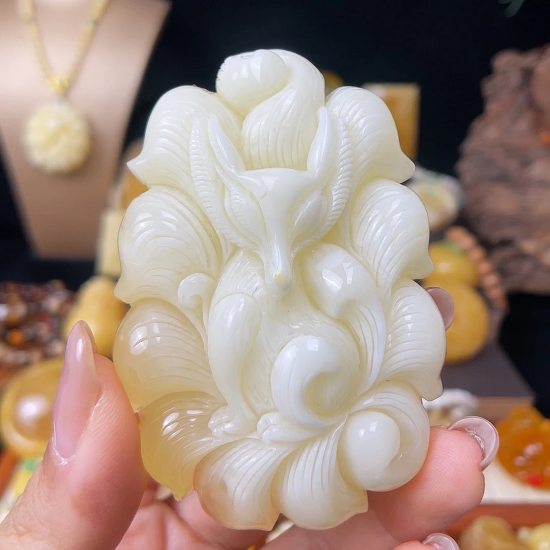 琥珀未镶嵌珠宝奇石