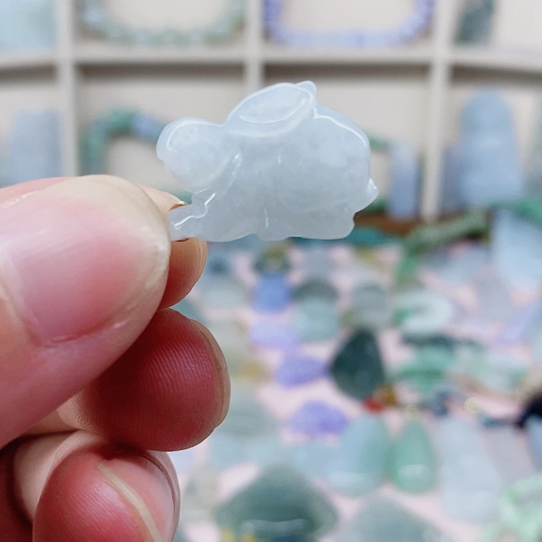 吊坠(不含链)未镶嵌翡翠天然