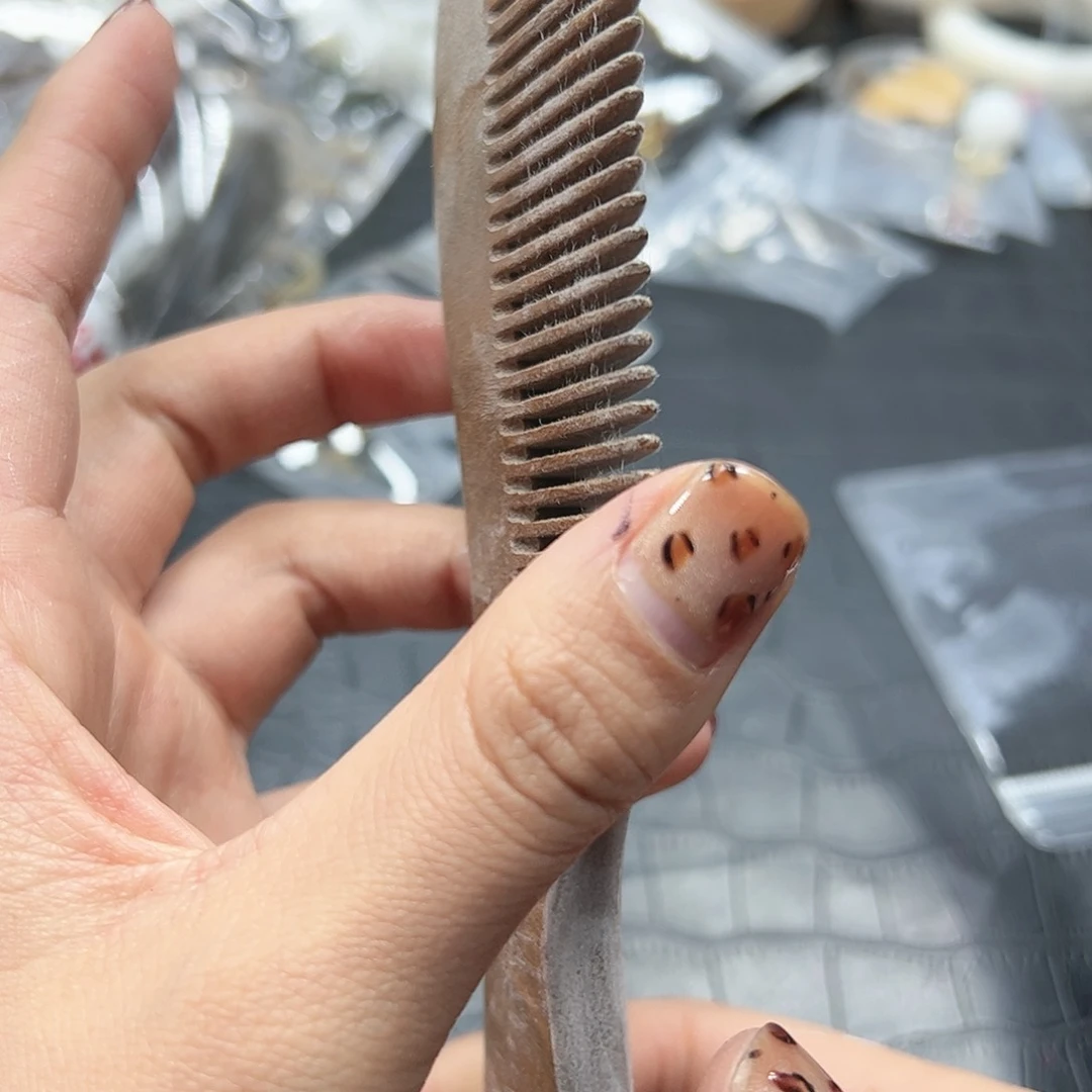 烟晶手链22K金镶嵌绿檀木梳子