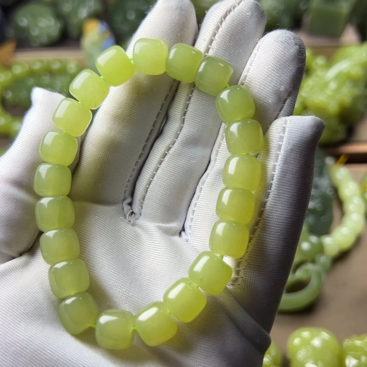 岫岩老玉（透闪石质玉）未镶嵌挂件