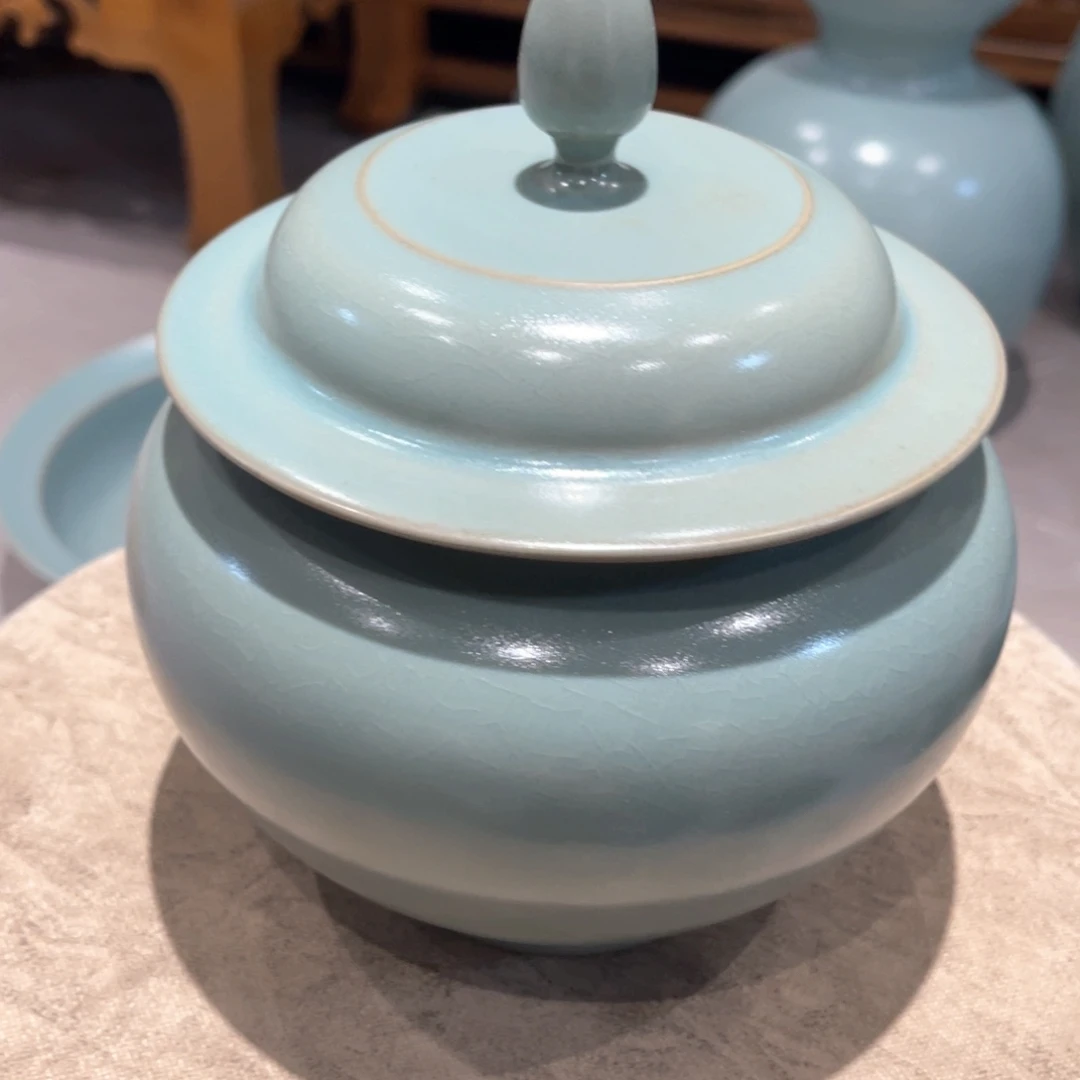 喂***喂杯子陶仿古的风格也有不同寻常不同