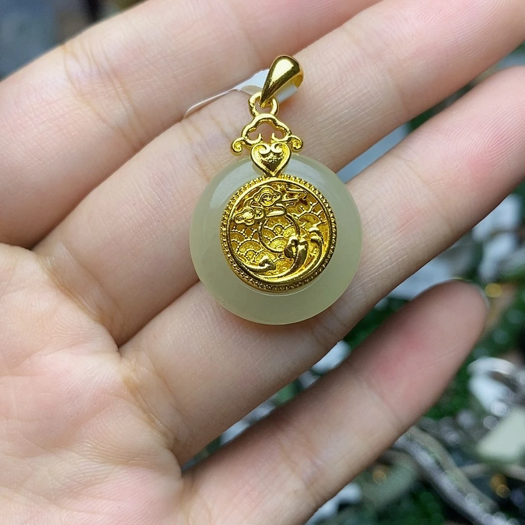 和田玉（白玉）钛钢颈饰