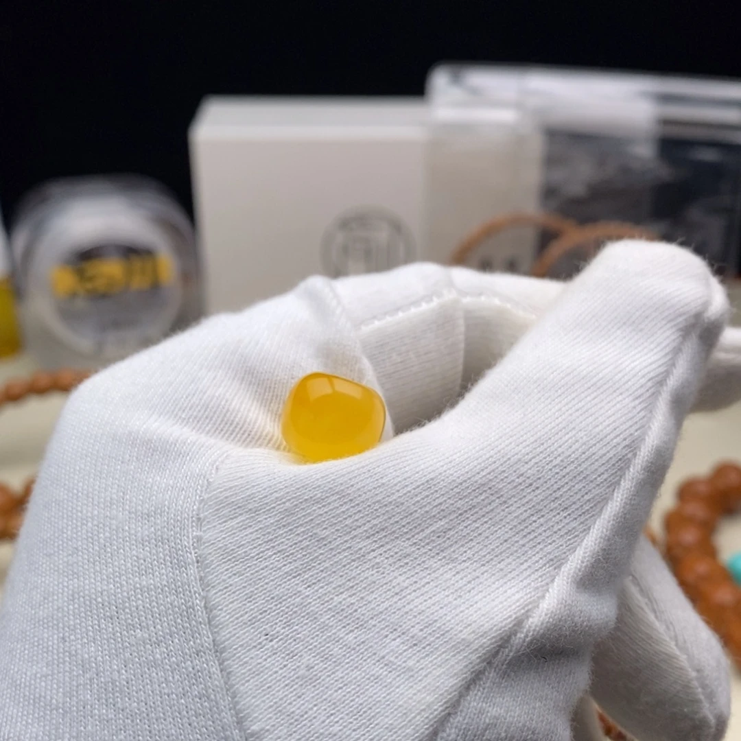 2***.吊坠猴头核桃猴头