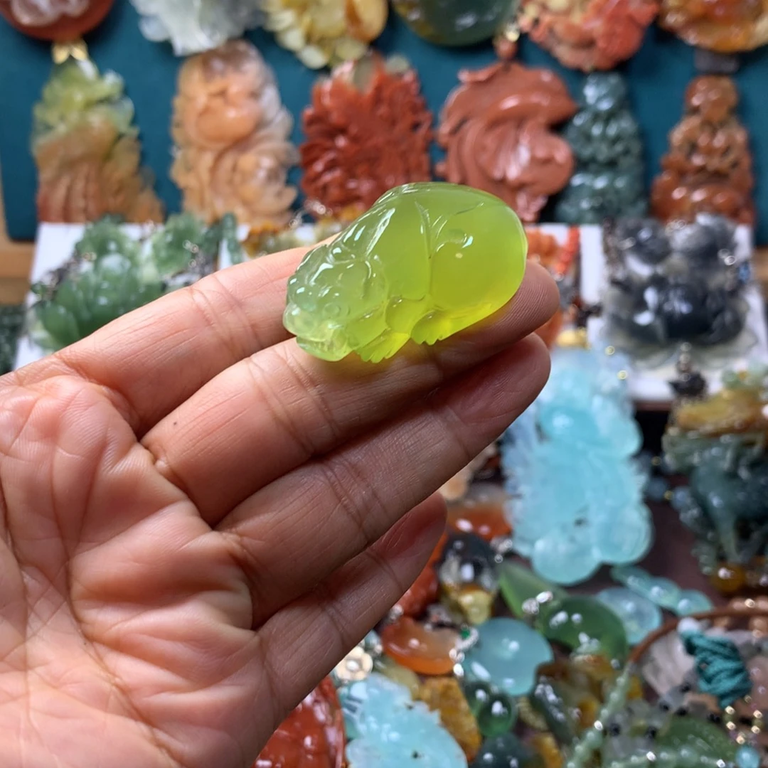 蛇纹石玉未镶嵌戒指