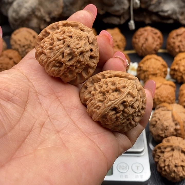 把件文玩核桃全品无修39三角白