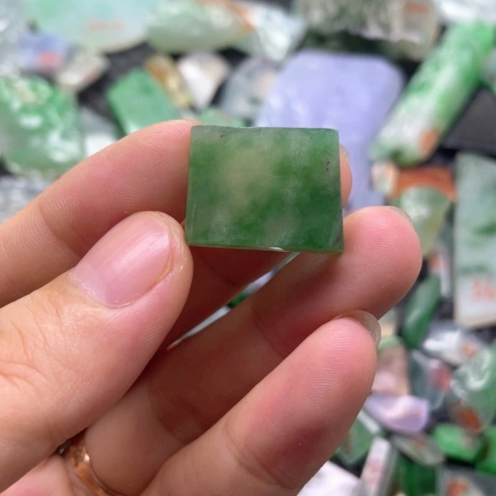 定制翡翠未镶嵌天然缅甸翡翠