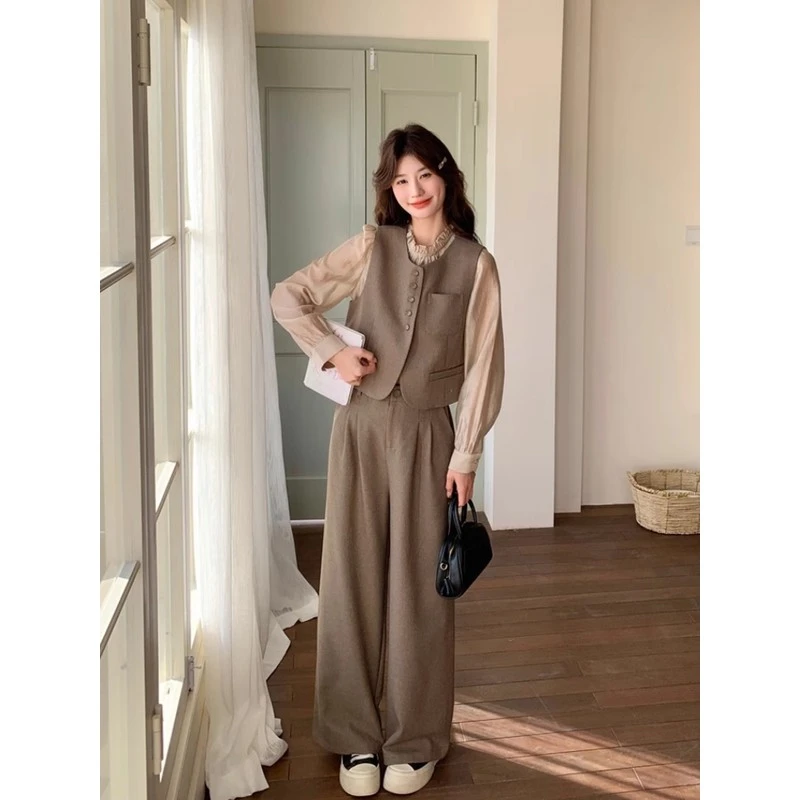 韩系高级感马甲套装女2025春季新款气质显瘦衬衫阔腿裤三件套