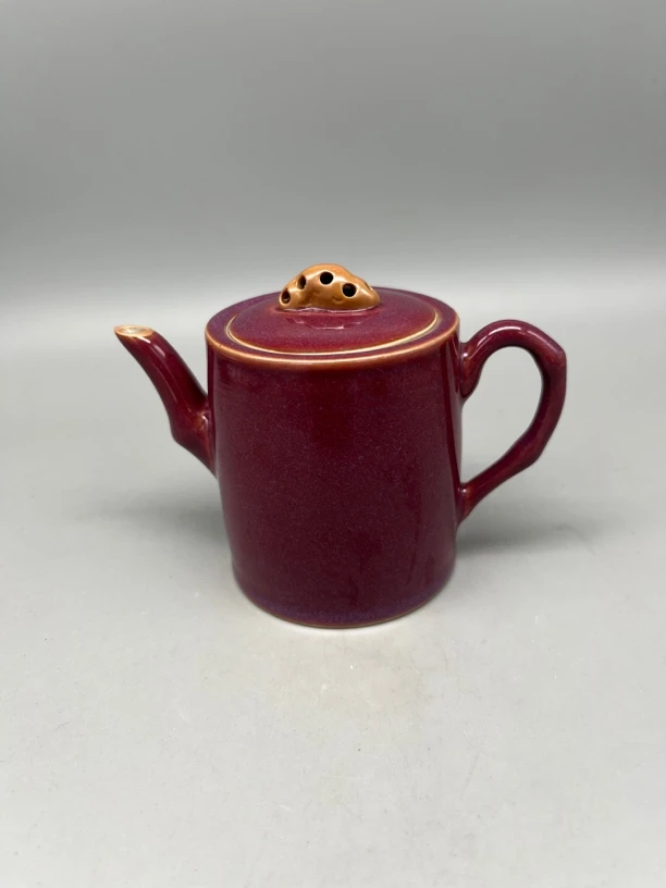 微瑕紫均小茶壶容量130左右